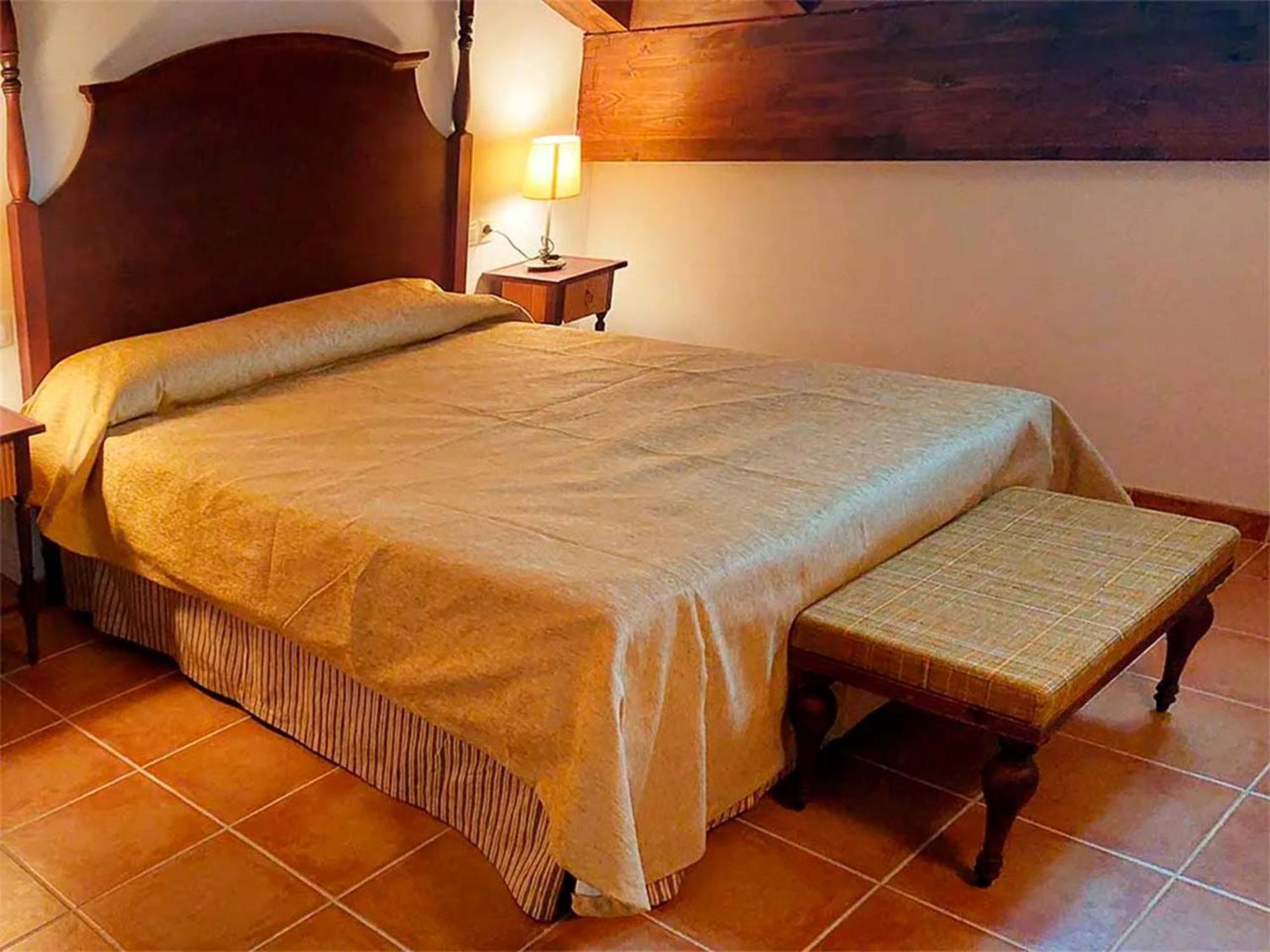 Apartamentos Jaca Badaguas 3000 Ngoại thất bức ảnh