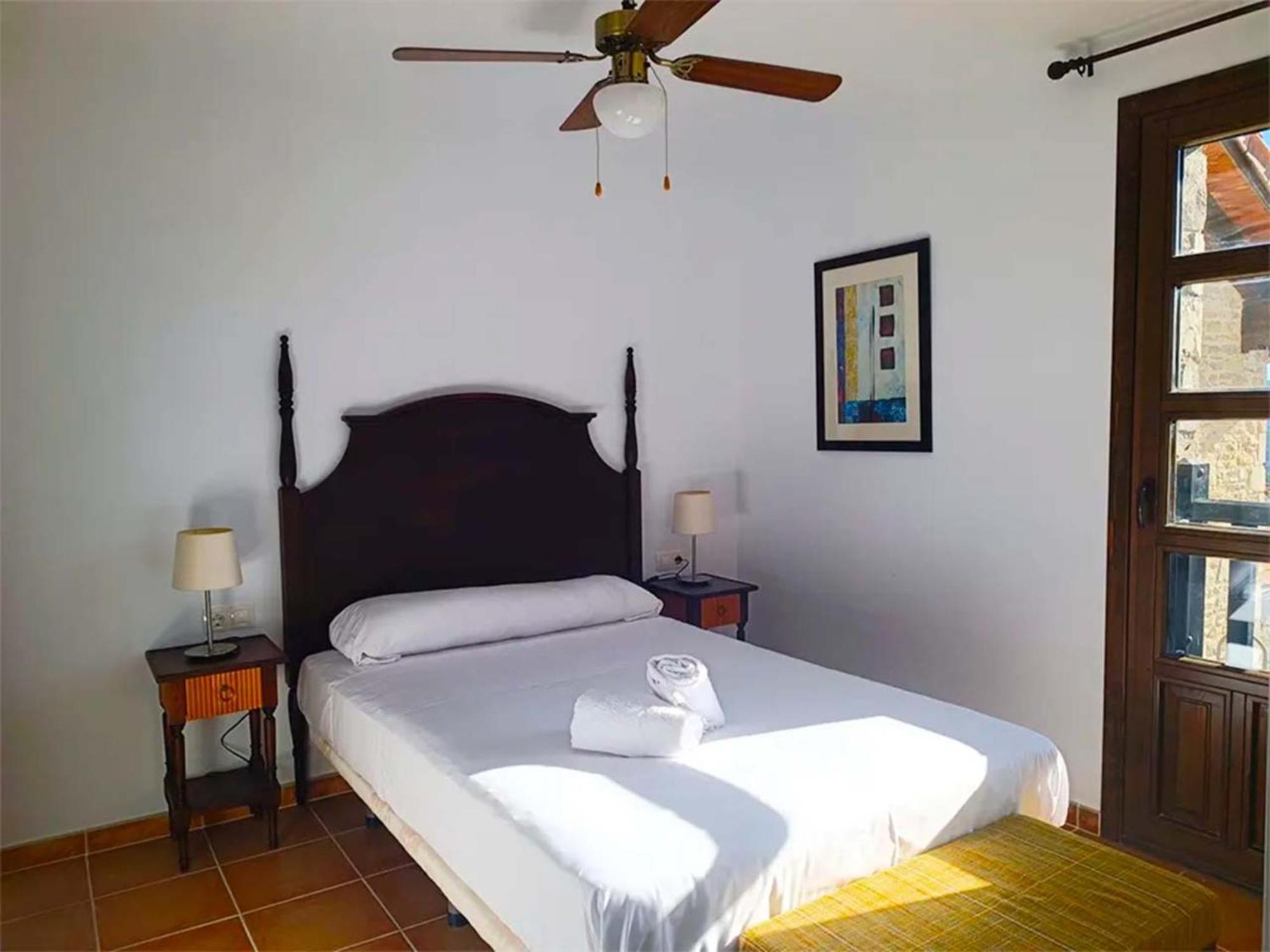 Apartamentos Jaca Badaguas 3000 Ngoại thất bức ảnh