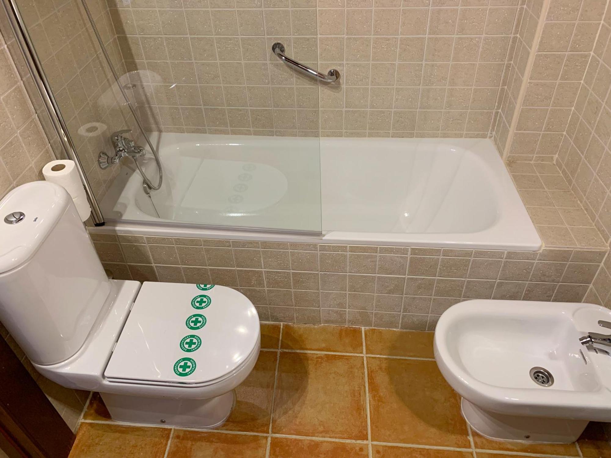 Apartamentos Jaca Badaguas 3000 Ngoại thất bức ảnh